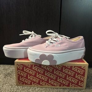 Womens platform vans size 6